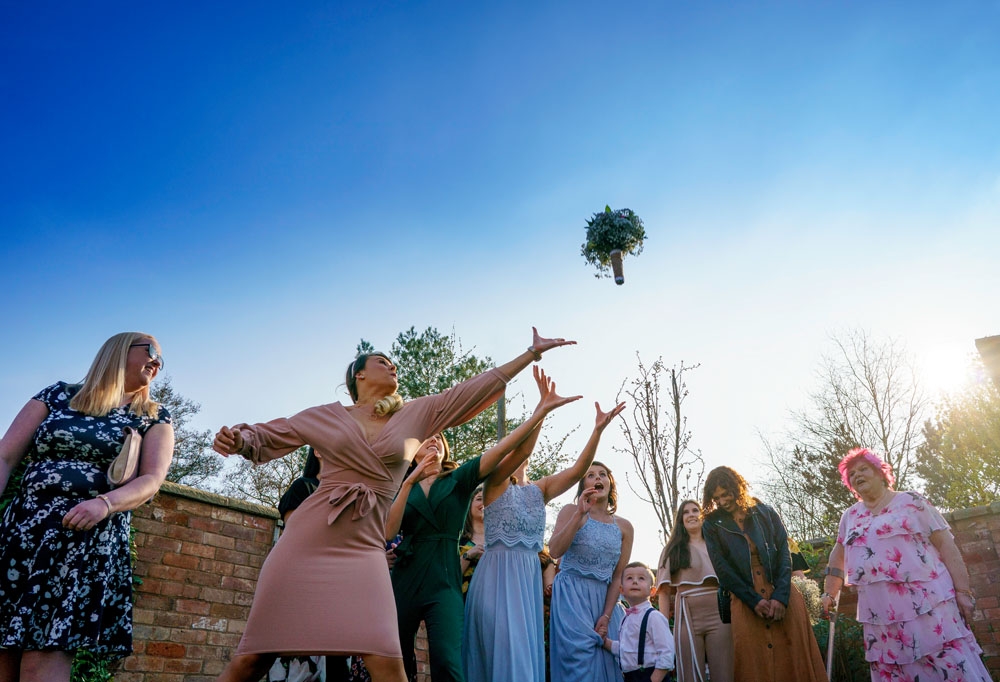 bouquet throw