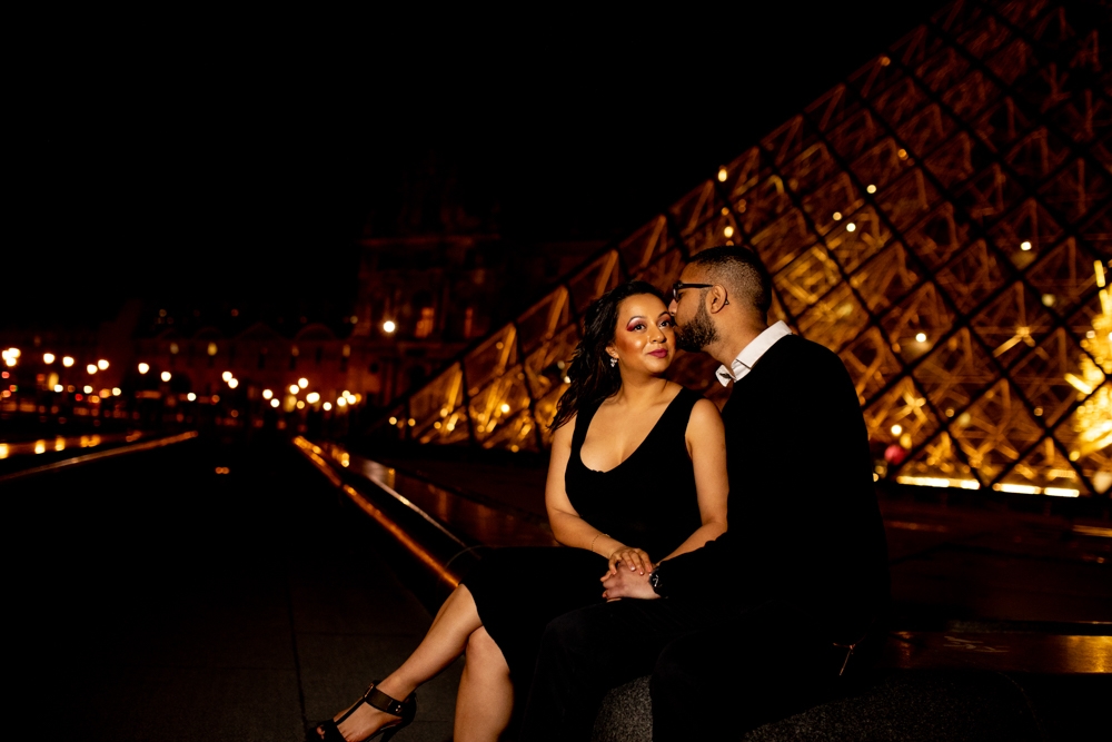 couple shoot in paris