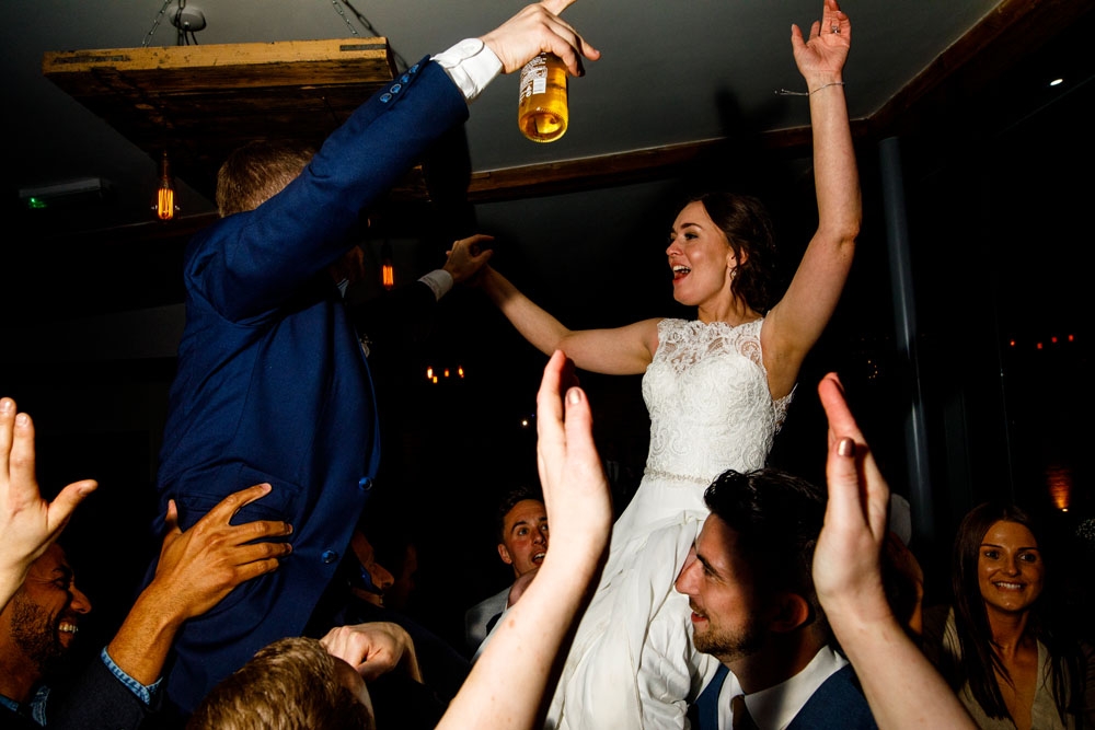 wedding guests dancing