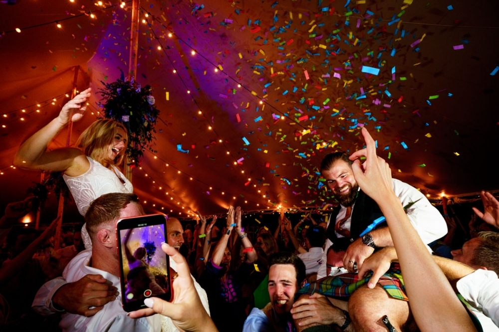 wedding guests dancing